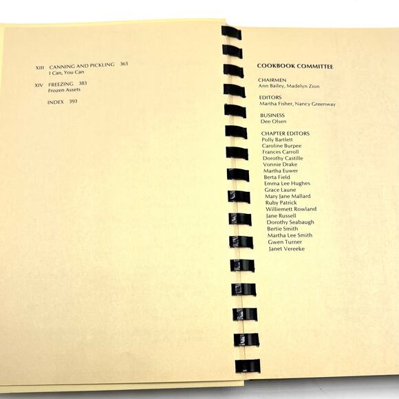 A Texas Hill Country Cookbook Blue Lake Deerhaven Community Recipes Vintage 80s - Picture 5 of 8